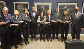 Դեսպան Հարությունյանը հյուրընկալեց Կանադայի Ներկայացուցիչների պալատի Արտաքին հարաբերությունների և միջազգային զարգացման մշտական հանձնաժողովի նախագահ հանդիպումը տարածաշրջանային խմբերի դուայենների հետ